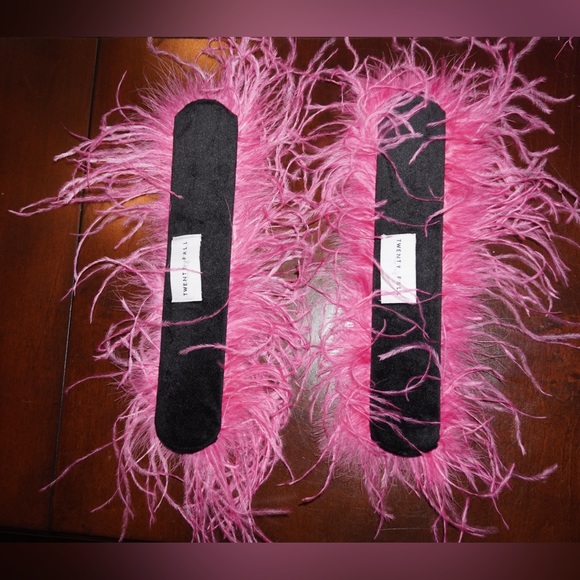Twenty Fall Pink Ostrich Feather Cuffs - Picture 8 of 8